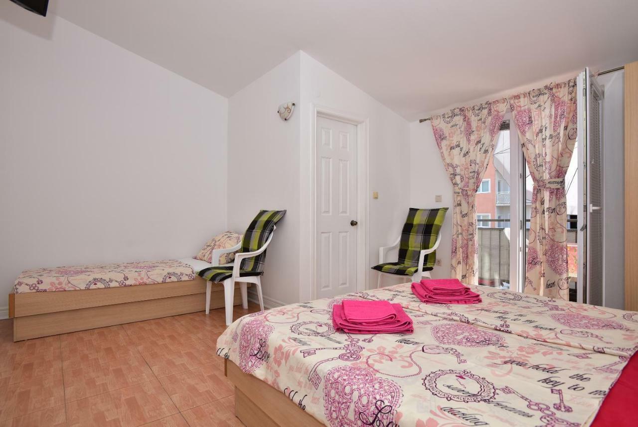 מאקרסקה Studio Apartments Antonio מראה חיצוני תמונה