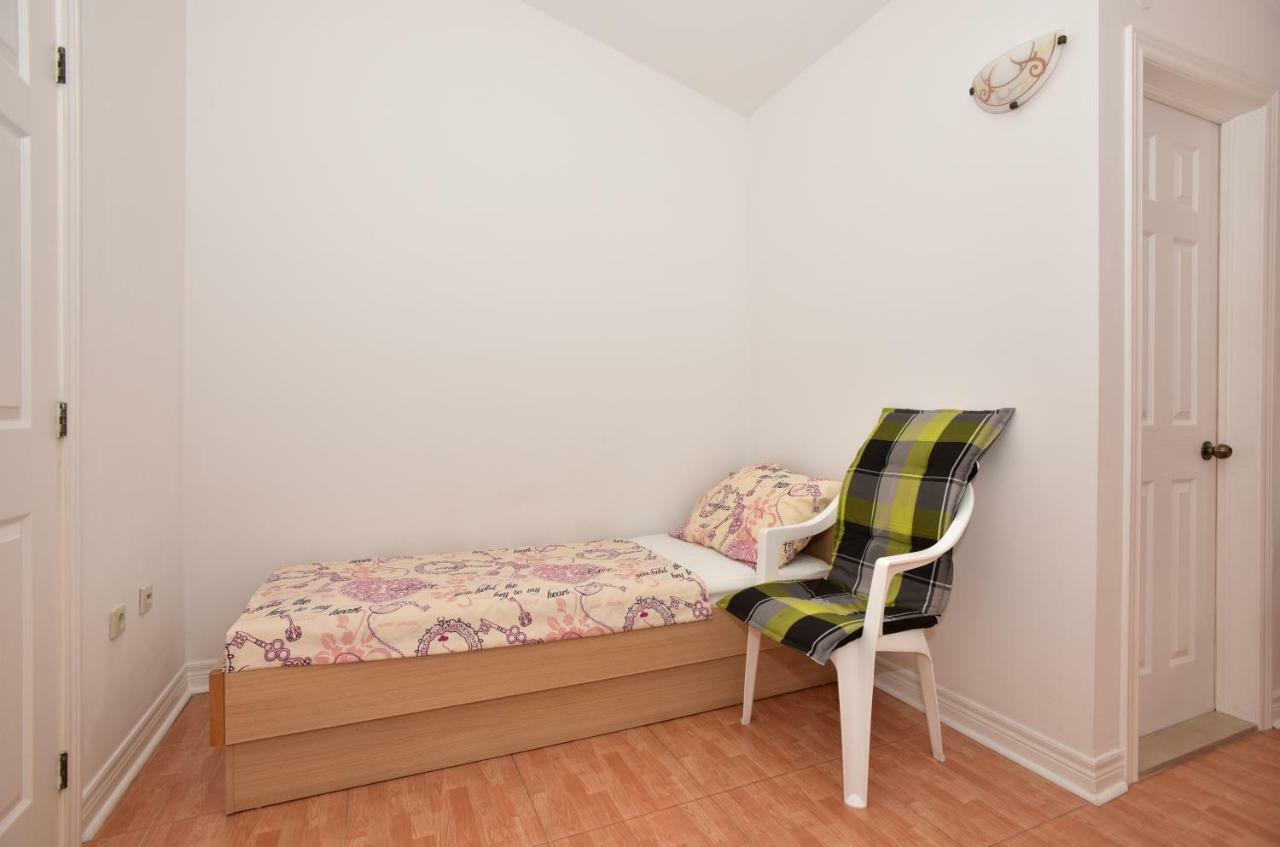 מאקרסקה Studio Apartments Antonio מראה חיצוני תמונה